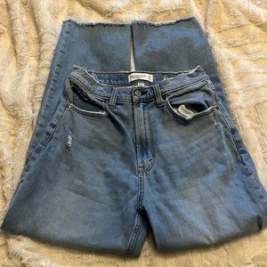 Abercrombie Curve Love Ankle Straight High Rise Jean